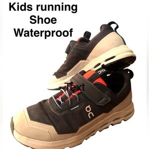 On Running Kids Sneakers - Black and Tan